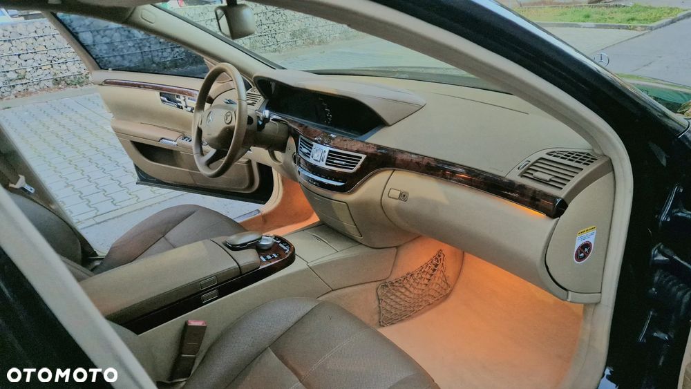 Mercedes-Benz Klasa S 320 CDI 4Matic DPF 7G-TRONIC - 20