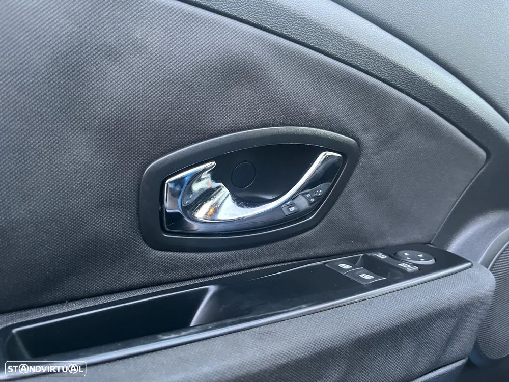 Renault Mégane 1.5 dCi Confort SS - 11