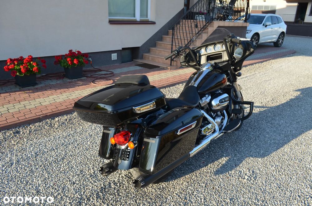 Harley-Davidson FLH Electra Glide - 3