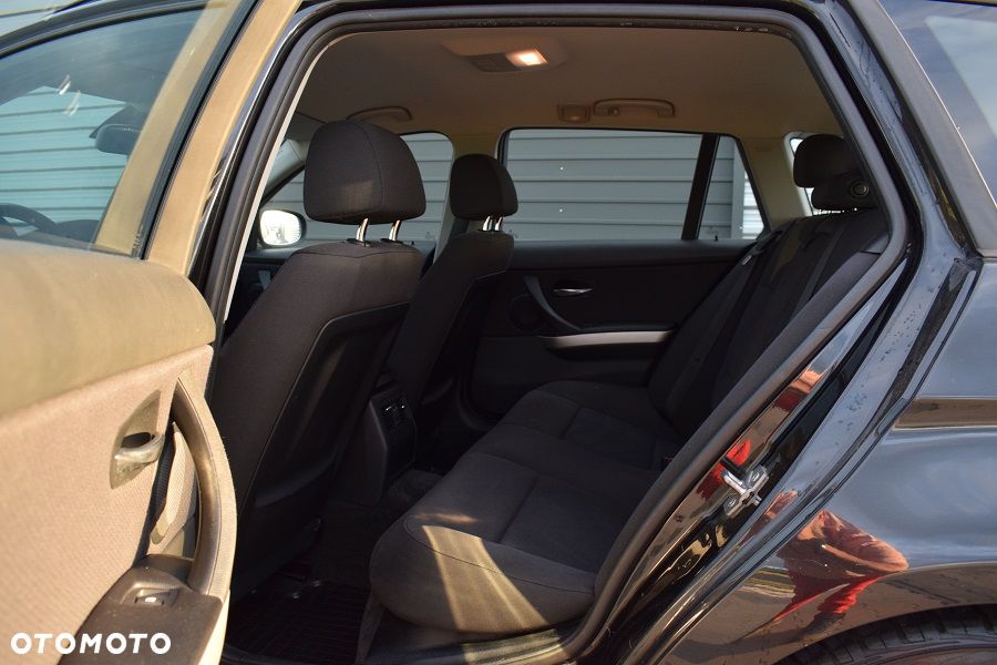 BMW Seria 3 318d DPF Edition Lifestyle - 7