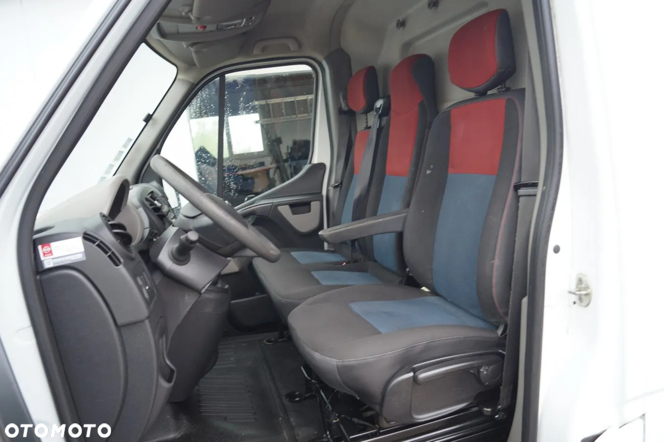 Nissan NV400 - 19