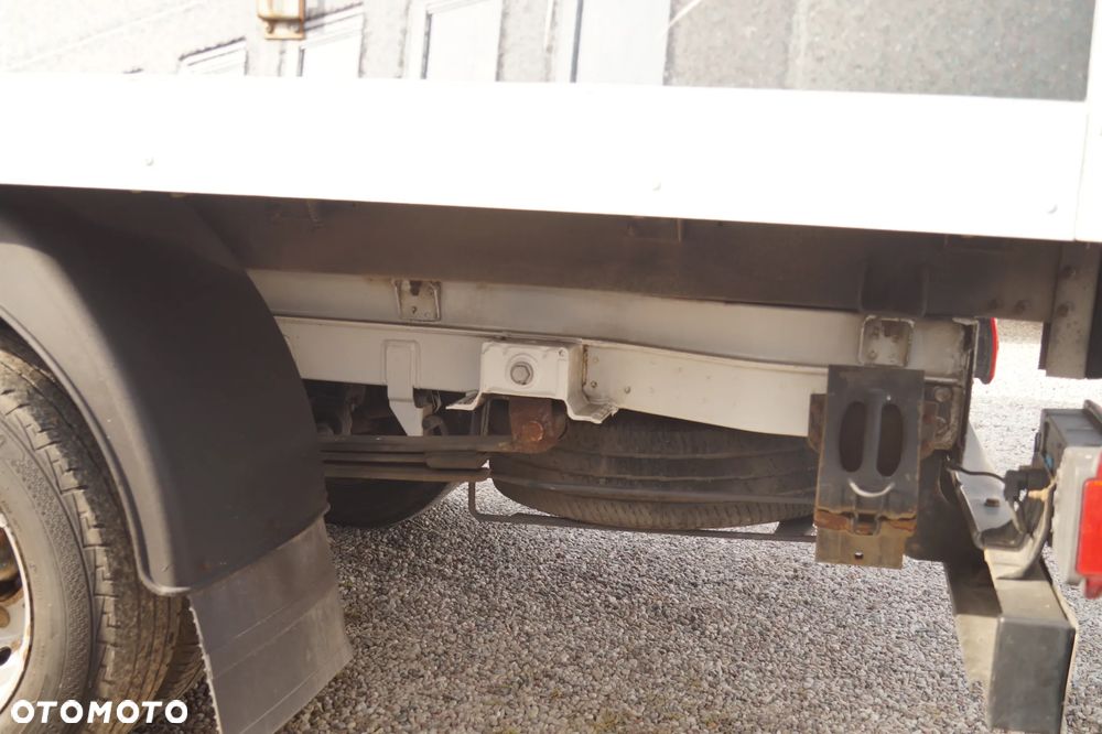 Mercedes-Benz Sprinter - 23