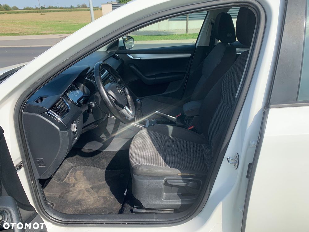 Skoda Octavia 1.6 TDI Active - 19
