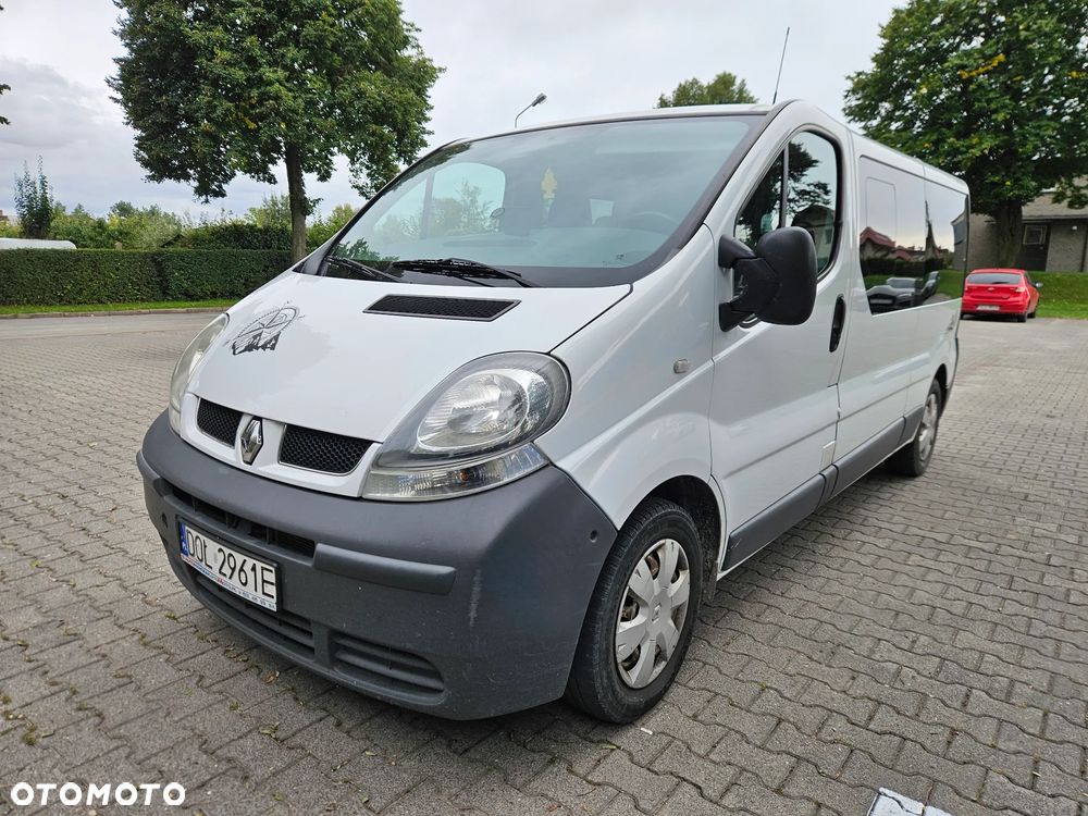 Renault Trafic - 2