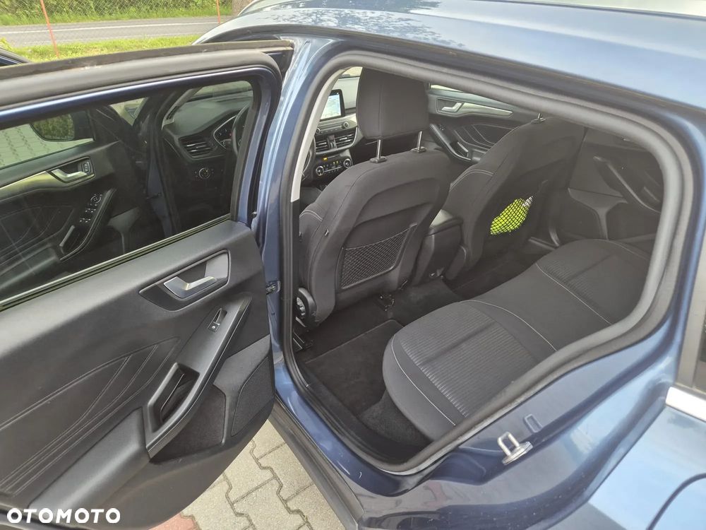 Ford Focus Turnier 2.0 TDCi DPF Titanium - 24