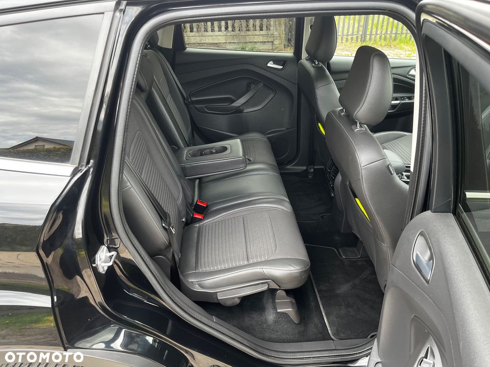 Ford Kuga 2.0 TDCi FWD Titanium Plus - 8