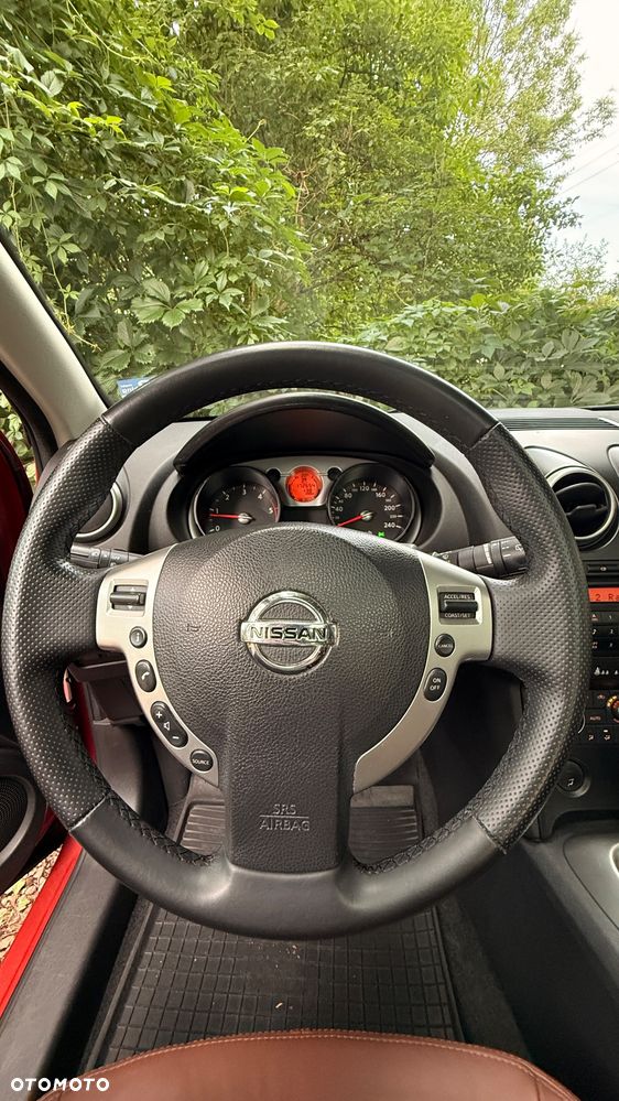 Nissan Qashqai 2.0 dCi 4x4 Tekna - 28