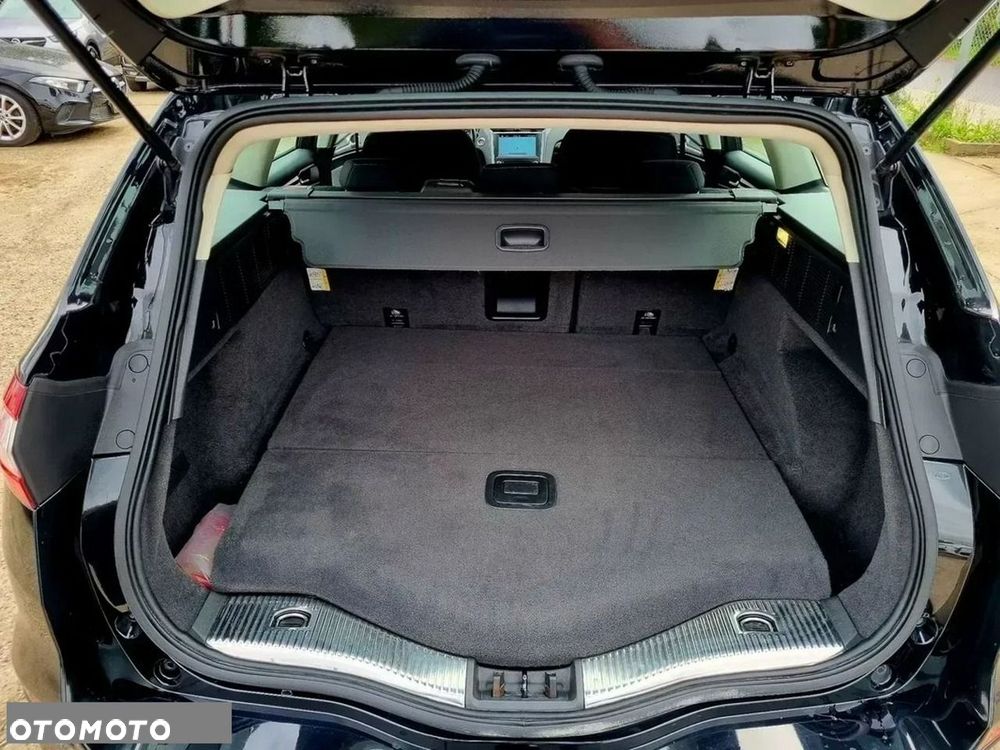 Ford Mondeo SW - 13