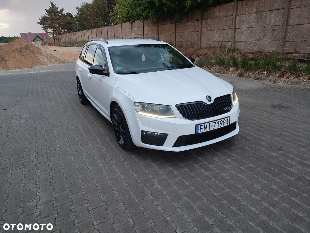 Skoda Octavia 2.0 TDI (Green tec) RS - 1