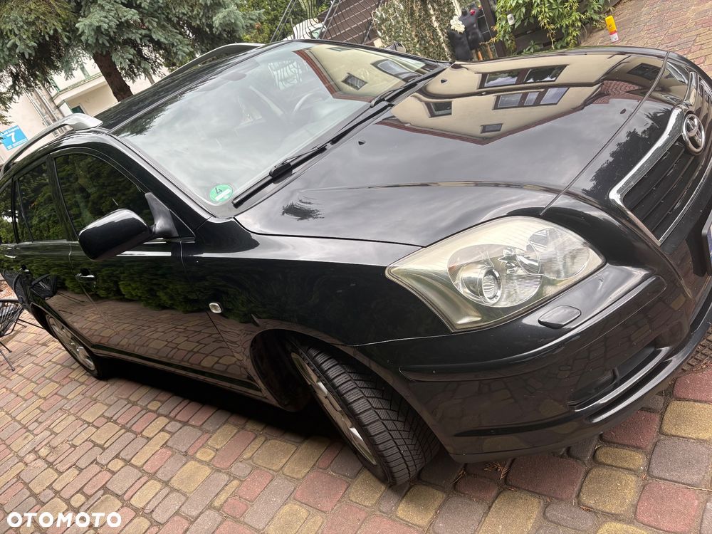 Toyota Avensis 1.8 VVT-i Terra - 5