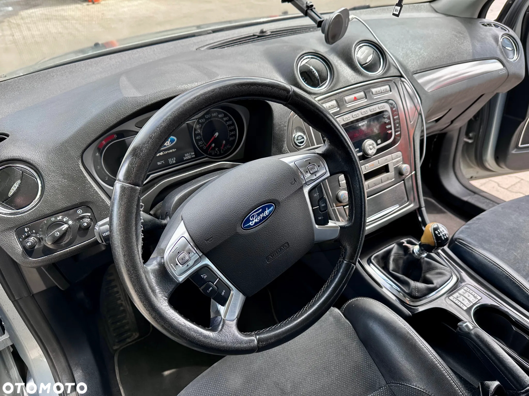 Ford Mondeo 2.0 TDCi Titanium - 22
