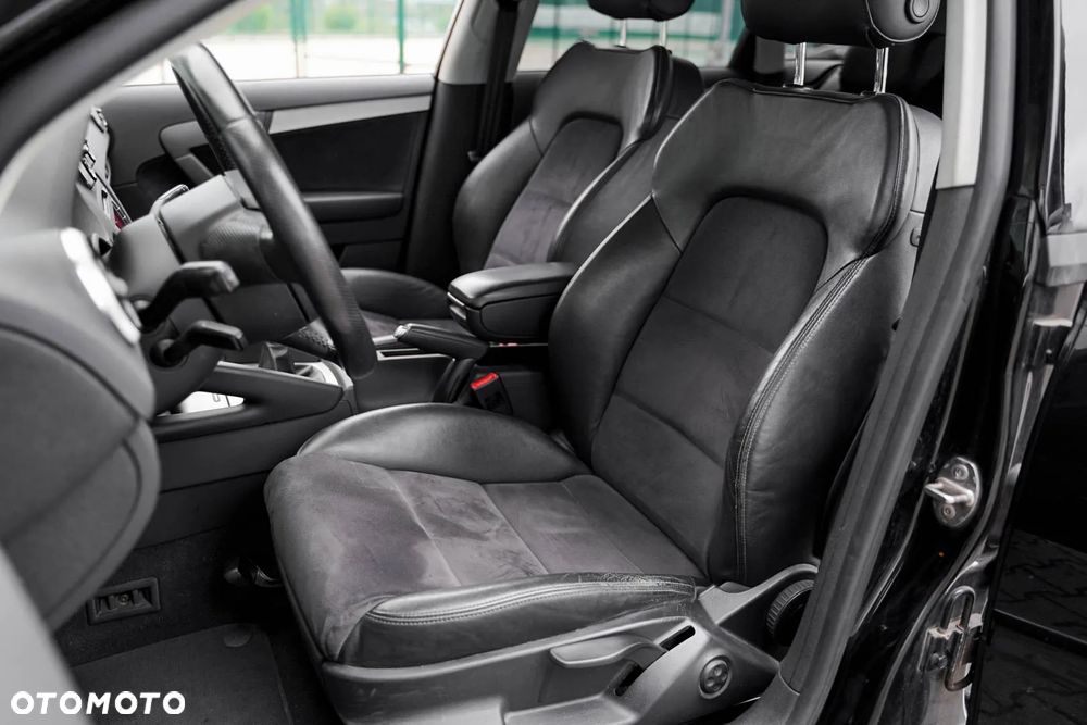 Audi A3 Sportback 1.6 TDI S line Sportpaket - 29