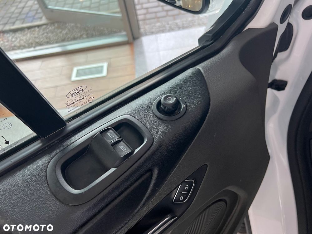 Ford Transit Custom - 25