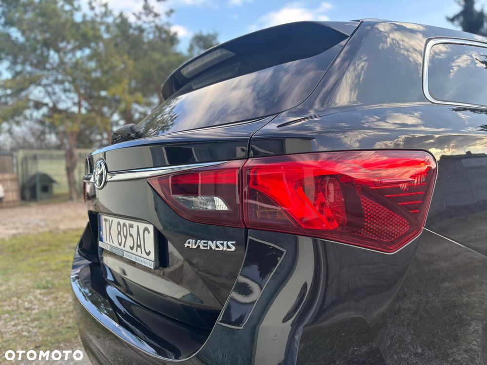 Toyota Avensis - 6