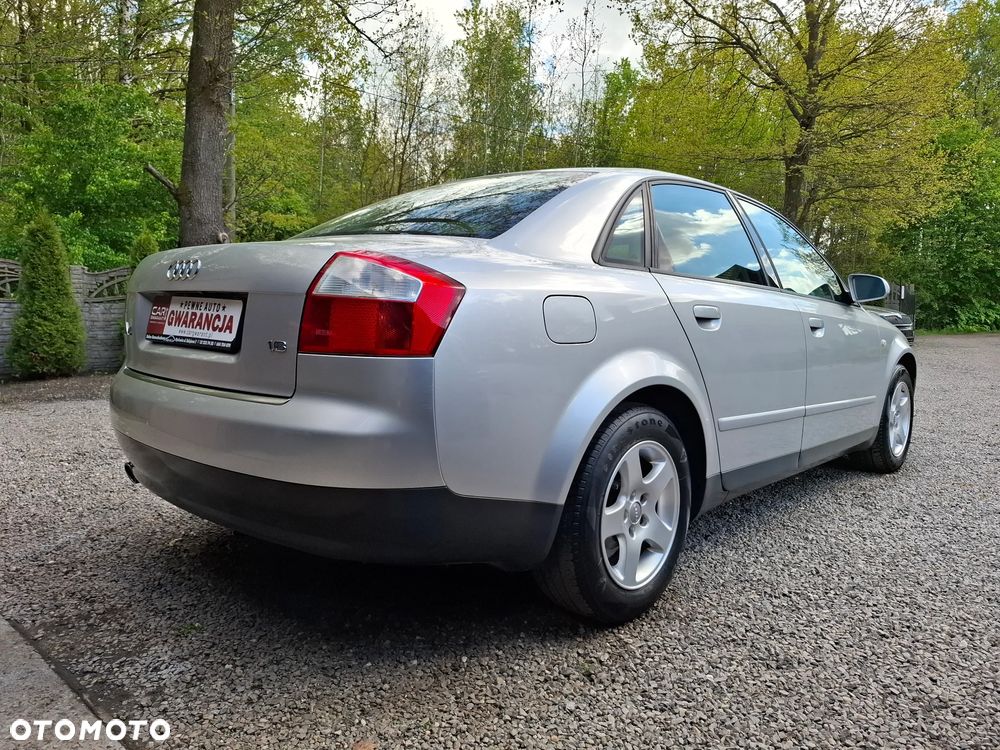 Audi A4 Limousine 1.6 - 6