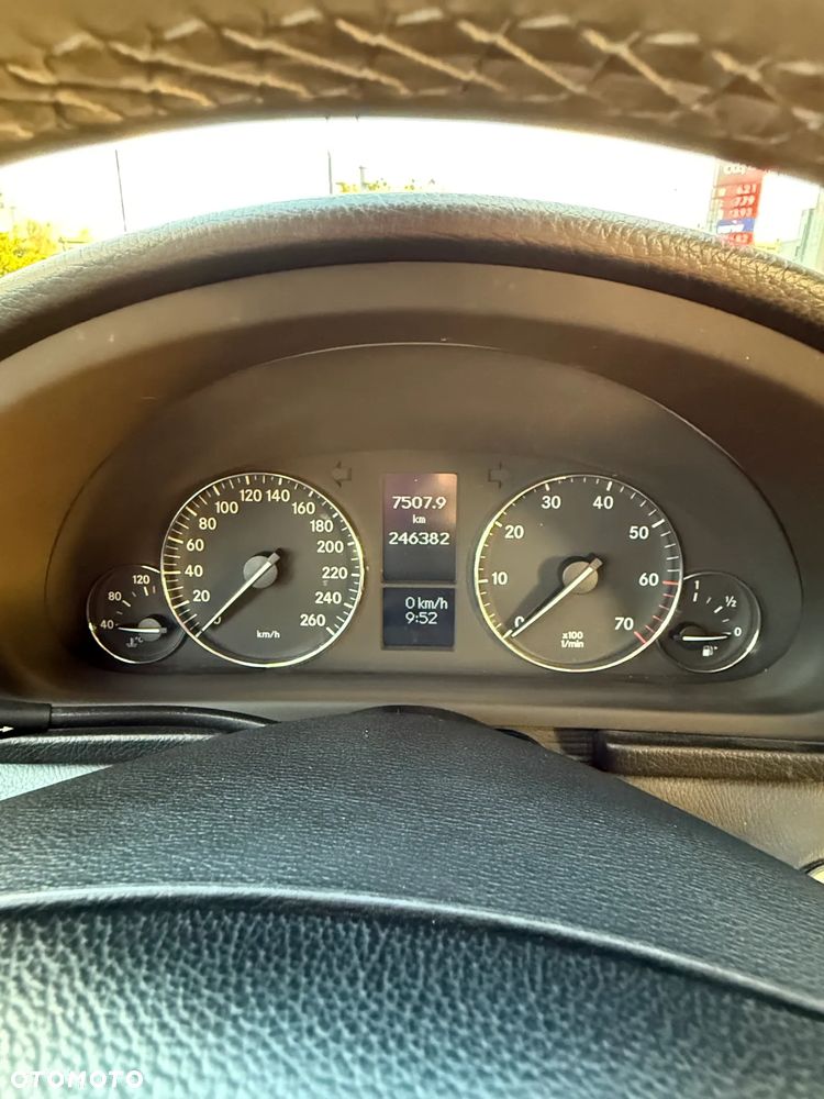 Mercedes-Benz Klasa C 180 Kompressor Sportcoupe - 20