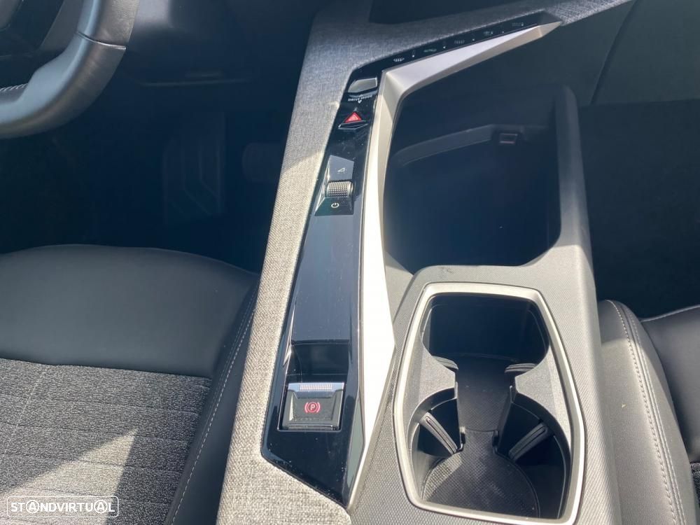 Peugeot 3008 1.2 Hybrid Allure Pack e-DCS6 - 7
