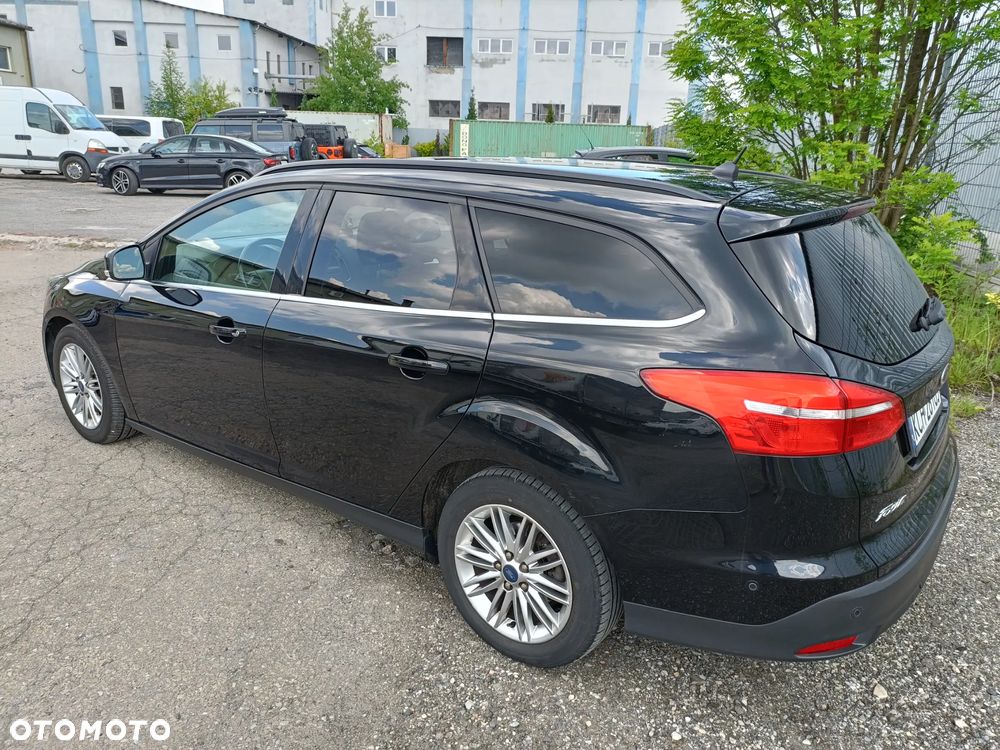 Ford Focus 1.0 EcoBoost STart-Stopp-System TITANIUM - 4