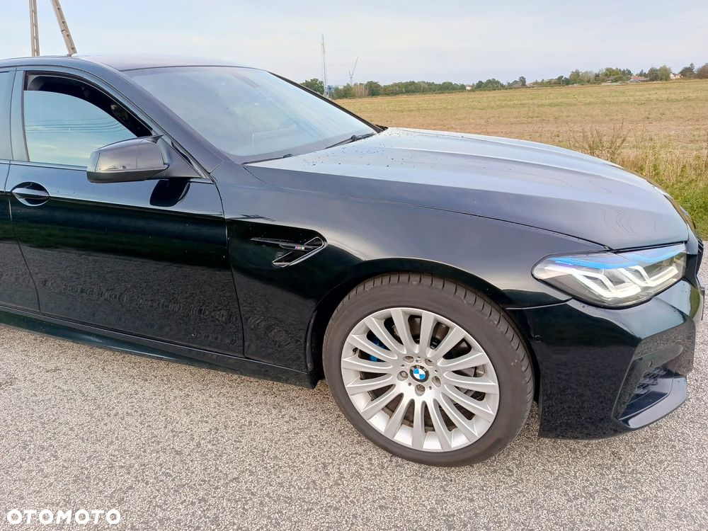 BMW Seria 5 ver-520d-touring - 14