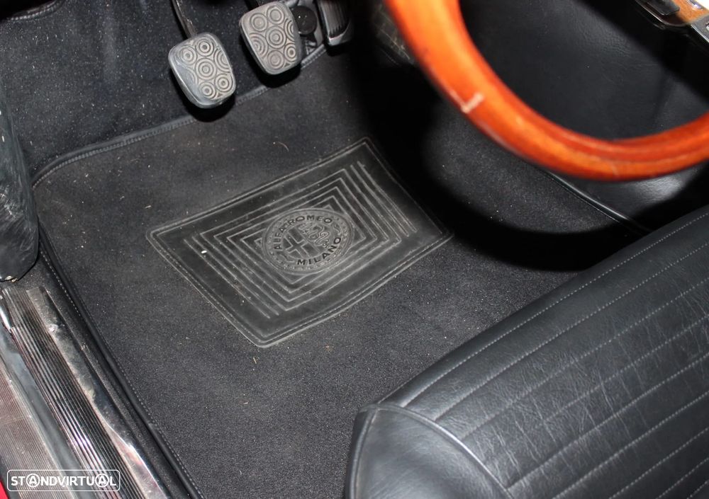 Alfa Romeo 2000 GTV - 19