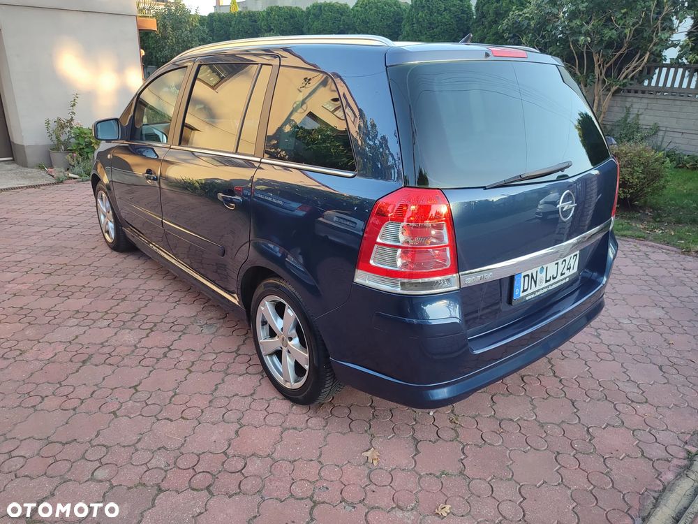 Opel Zafira - 21