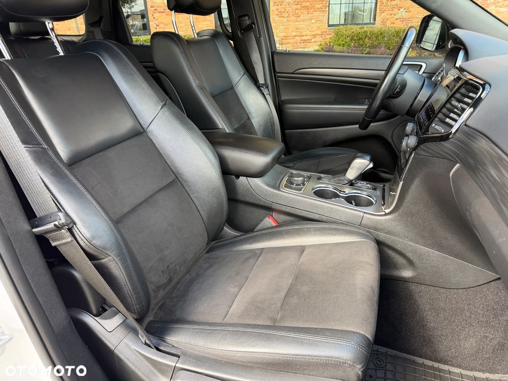 Jeep Grand Cherokee 3.6 V6 Limited - 28