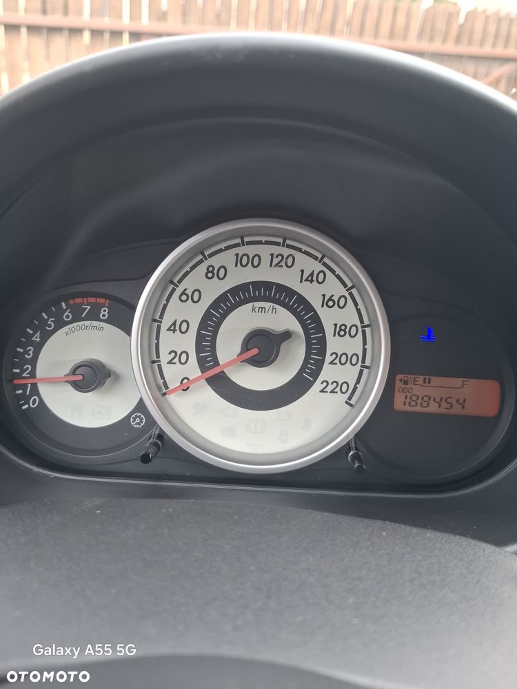 Mazda 2 1.3 Exclusive - 8