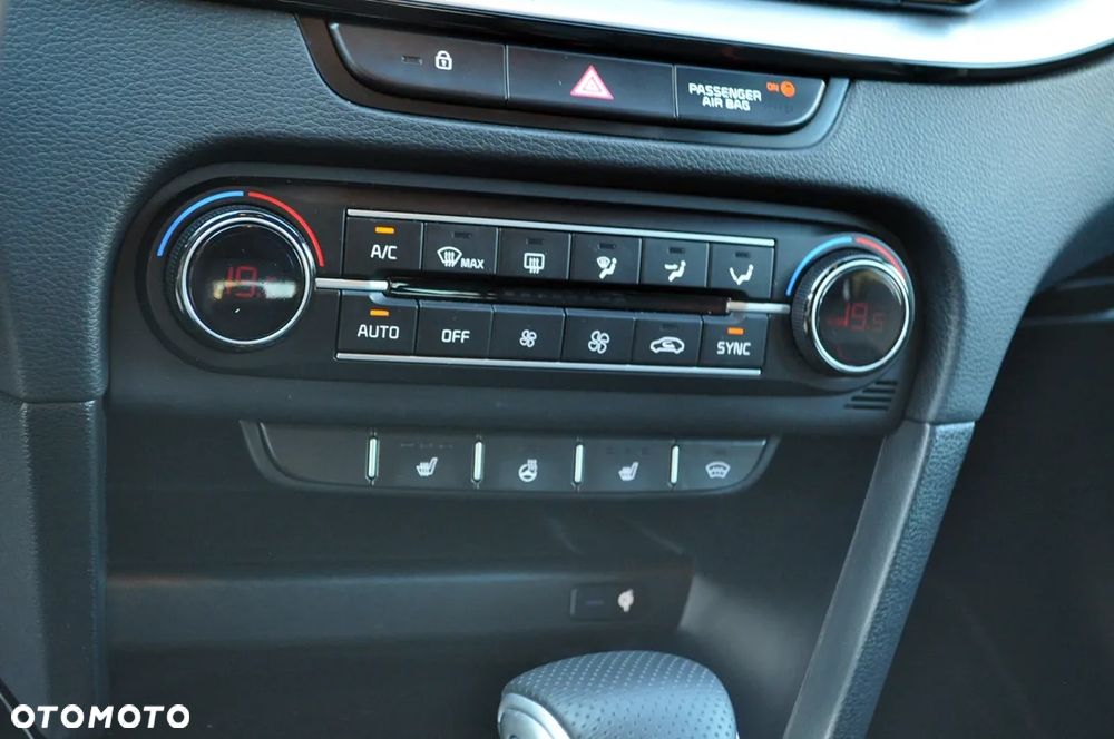 Kia ProCeed 1.6 T-GDI DCT7 OPF GT - 24