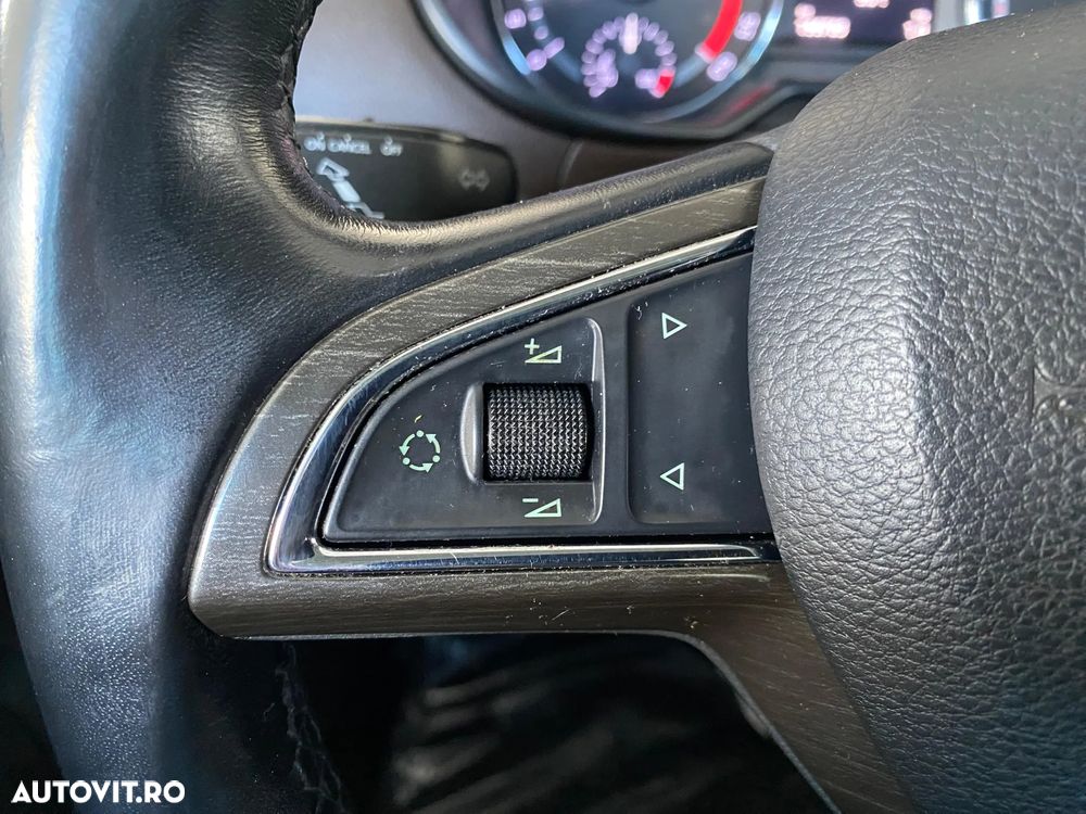Skoda Octavia 2.0 TDI 4x4 DSG Scout - 17