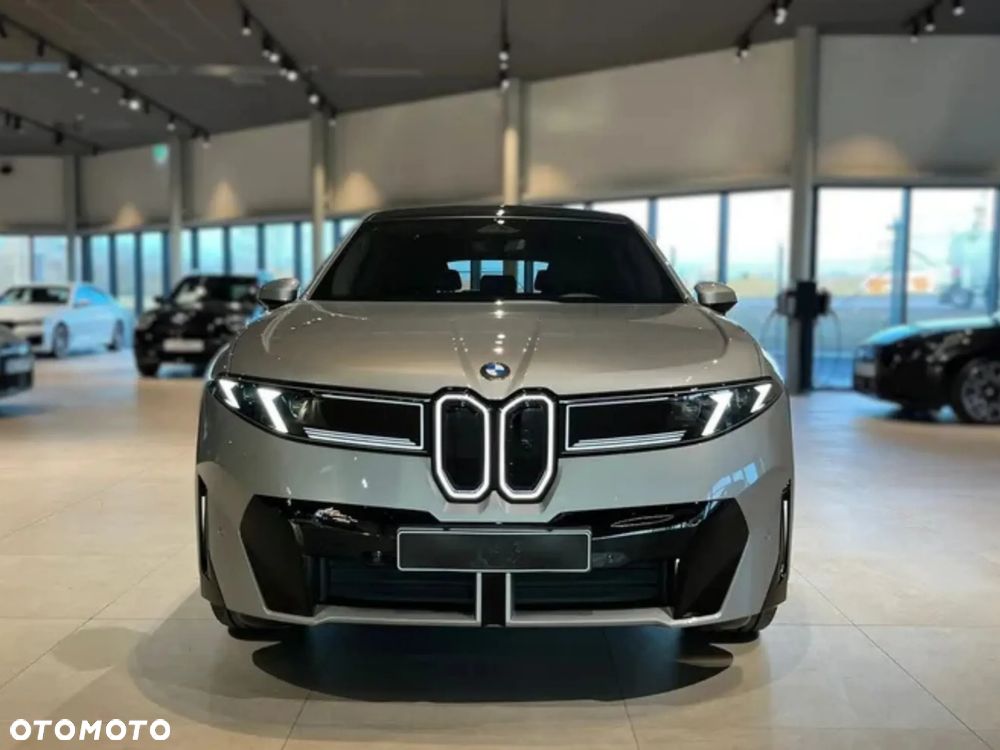 BMW iX3 - 3