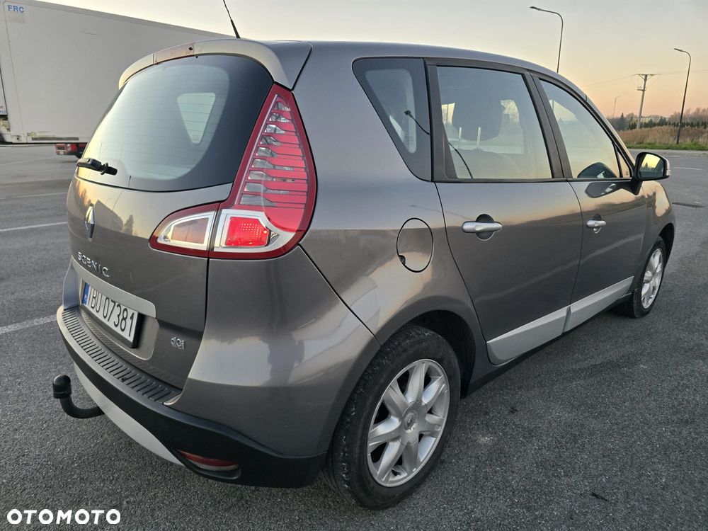 Renault Scenic 1.5 dCi Avantage - 27