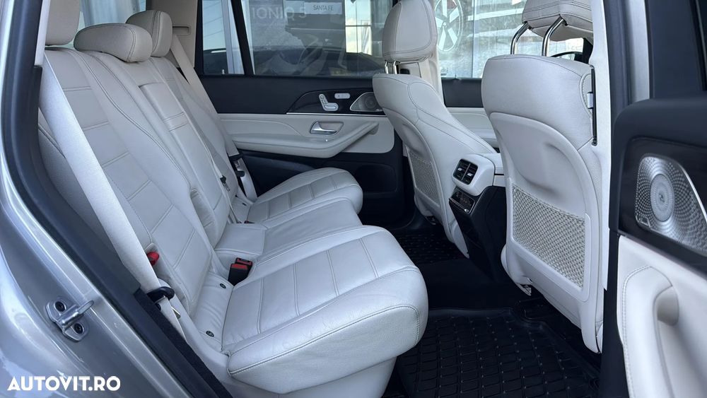 Mercedes-Benz GLS - 29