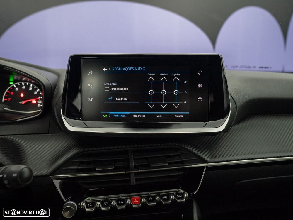 Peugeot 2008 1.2 PureTech Active Pack - 32