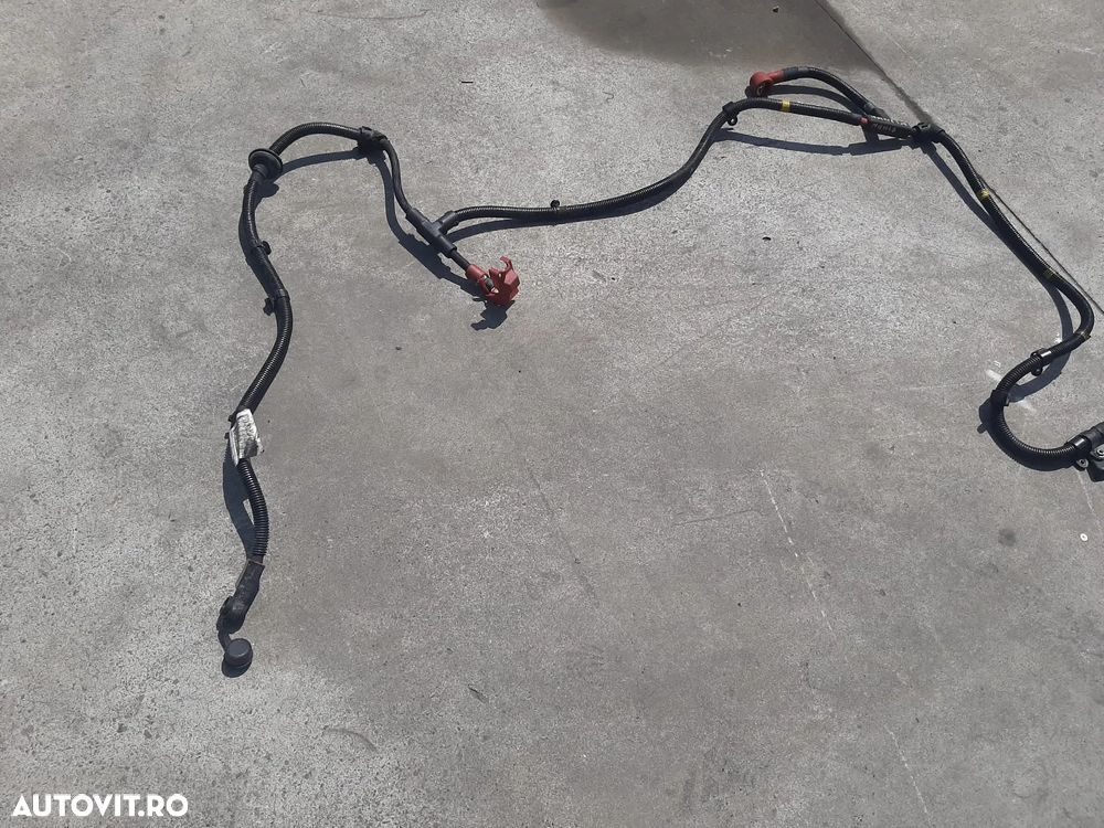 cablu borna baterie plus 3.0 d m1616d  maseati levante  048852061f0 - 3