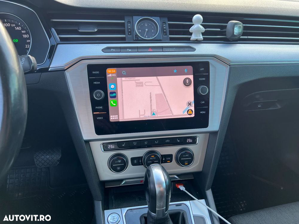 Volkswagen Passat 2.0 TDI SCR 4Motion DSG Highline - 8