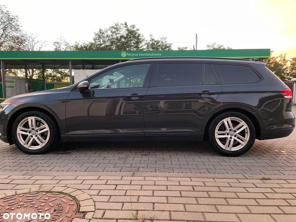 Volkswagen Passat 1.6 TDI BMT Trendline - 14