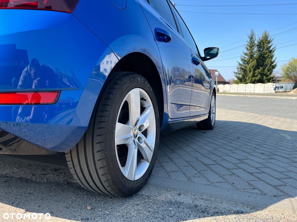 Skoda Fabia 1.0 TSI Monte Carlo - 12