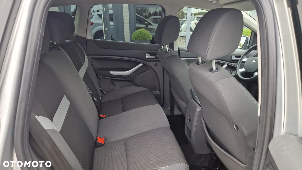 Ford Kuga 2.0 TDCi 2x4 Champions Edition - 14