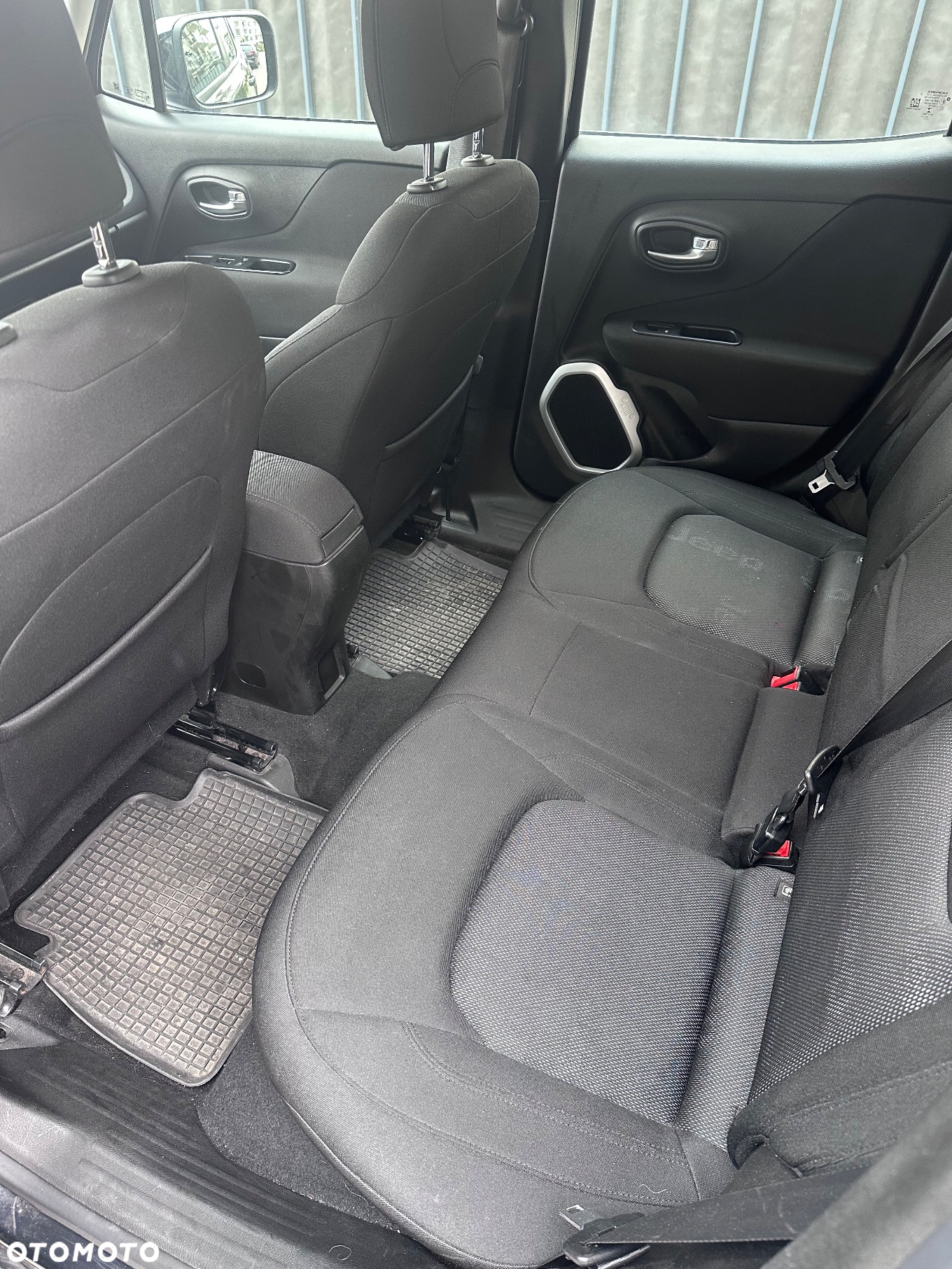 Jeep Renegade - 11