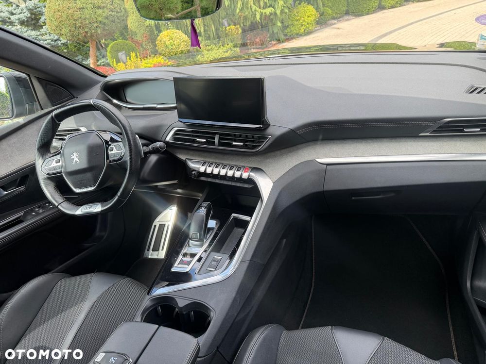 Peugeot 5008 PureTech 130 EAT8 Stop & Start GT - 21