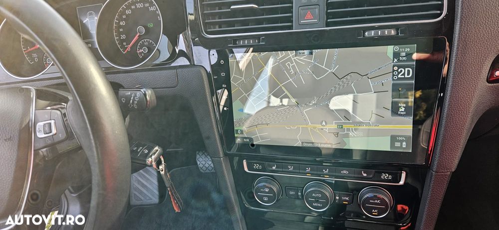 Volkswagen Golf - 15