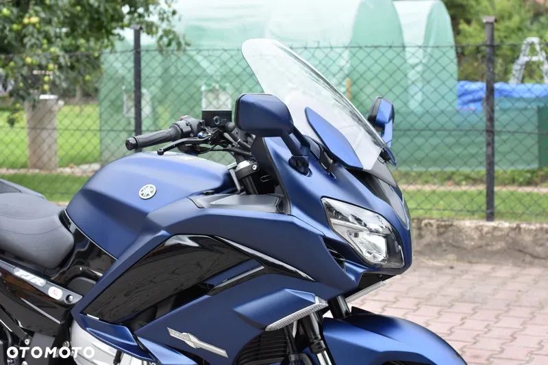Yamaha FJR - 4