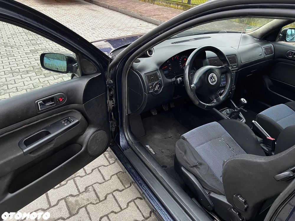 Volkswagen Golf - 19