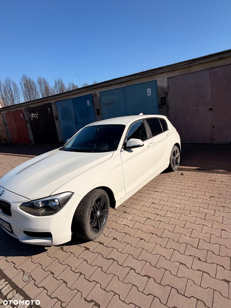 BMW Seria 1 114i - 2