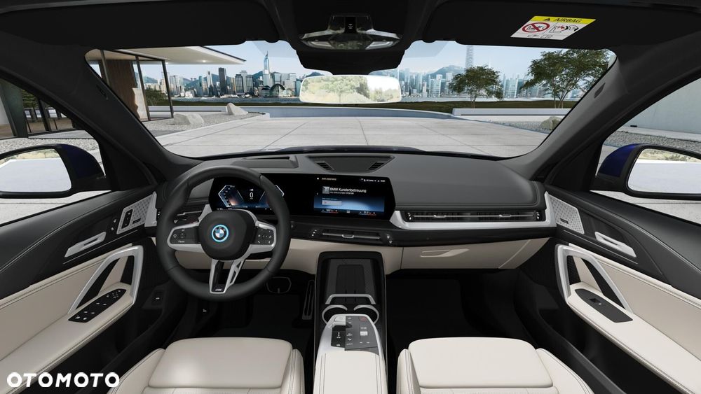 BMW iX1 - 7