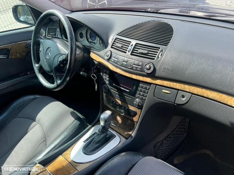 Mercedes-Benz E 200 - 5