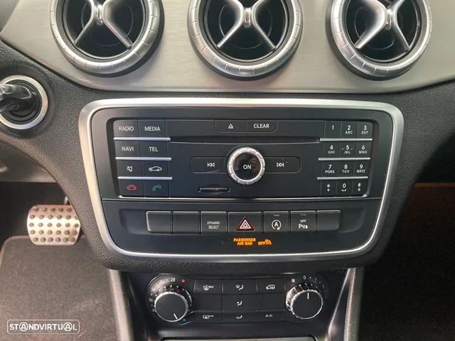 Mercedes-Benz CLA 180 d Shooting Brake AMG Line Aut. - 25