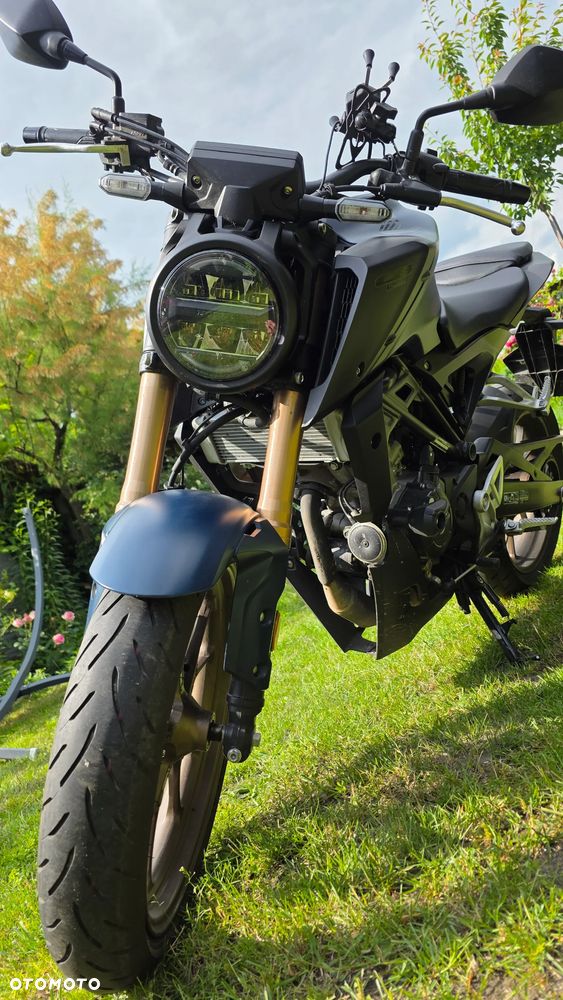Honda CB - 2