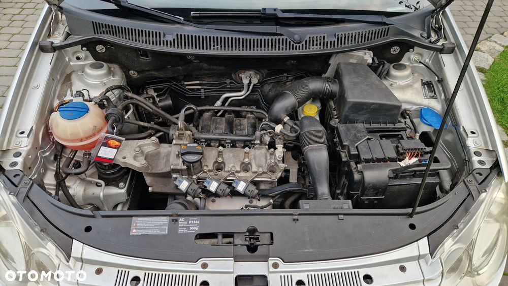 Volkswagen Polo - 16