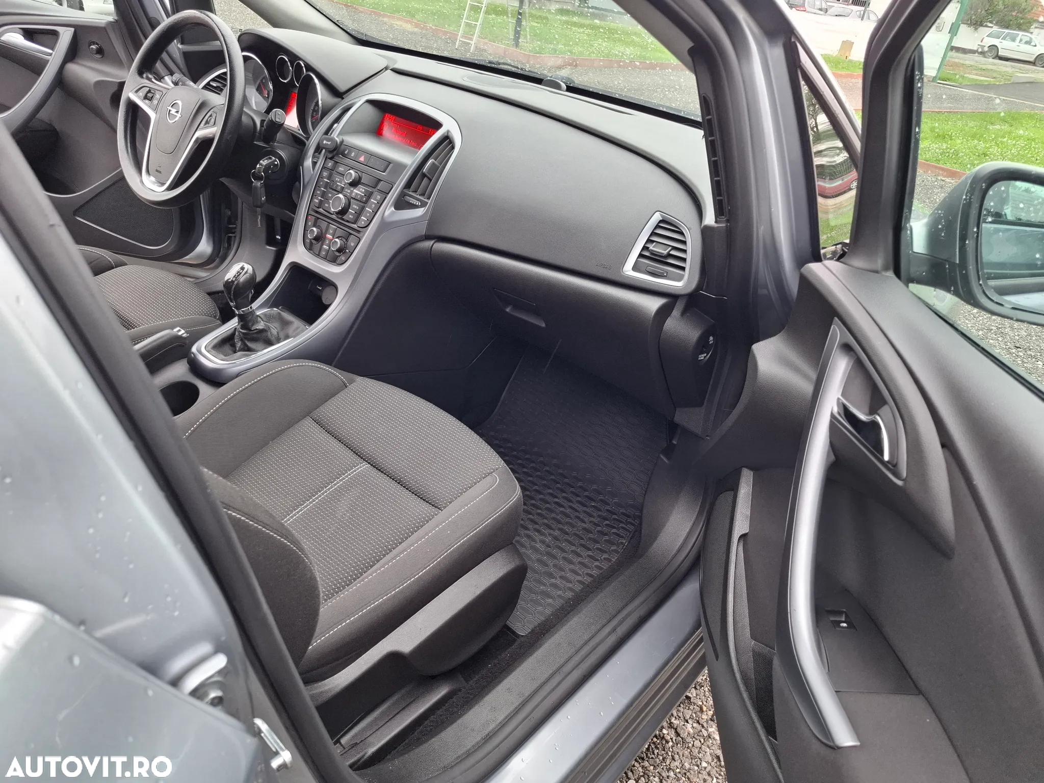 Opel Astra 1.7 CDTI Cosmo - 7